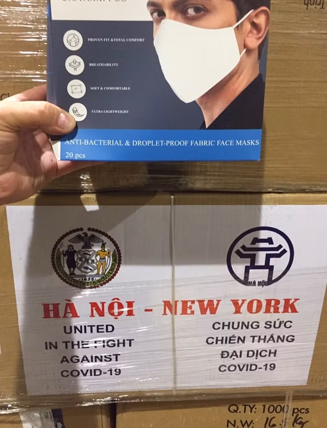 Số khẩu trang của Hà Nội tặng New York đã được trao hôm 9/7