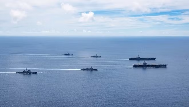Trước hội thảo, tại Hội nghị cấp cao ASEAN 37 và các hội nghị có liên quan, ASEAN và các đối tác cũng kêu gọi xây dựng lòng tin để giải quyết hoà bình mọi vấn đề về Biển Đông.