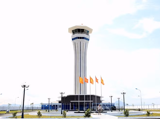 Đài kiểm soát không lưu cảng hàng không Tuy Hòa.