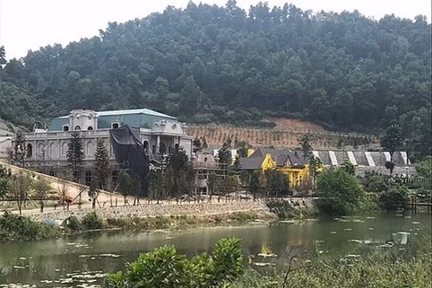 Hà Nội lập đoàn kiểm tra biệt thự sai phép phá vỡ quy hoạch ảnh 2