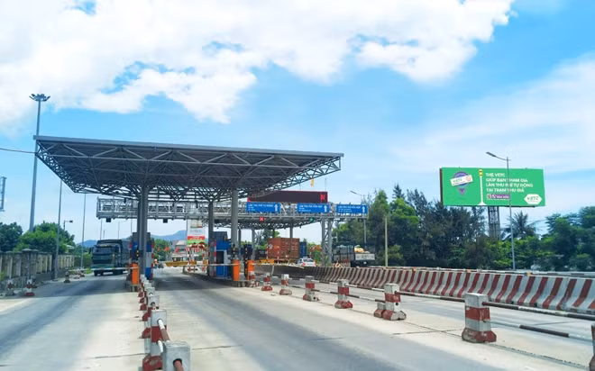 Miễn phí qua trạm BOT với các phương tiện chở cán bộ, nhân viên y tế, người tăng cường hỗ trợ vùng dịch.