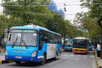 Vận tải hành khách chỉ chở 50% số chỗ và phải lưu trữ thông tin ảnh 1