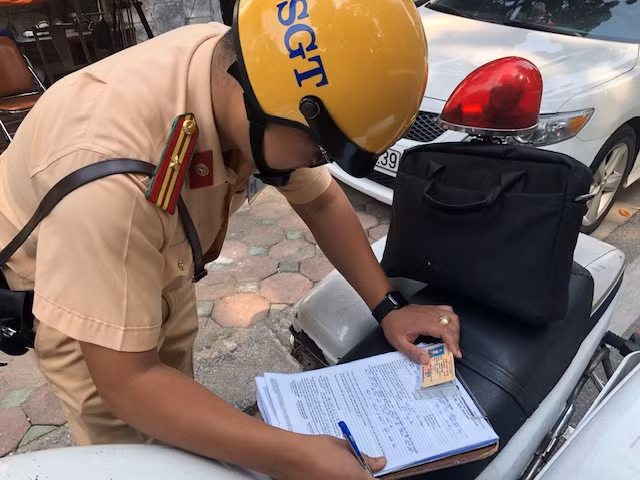 Dù chủ xe trình bày đủ lí do, nhưng tổ công tác vẫn xử lý nghiêm