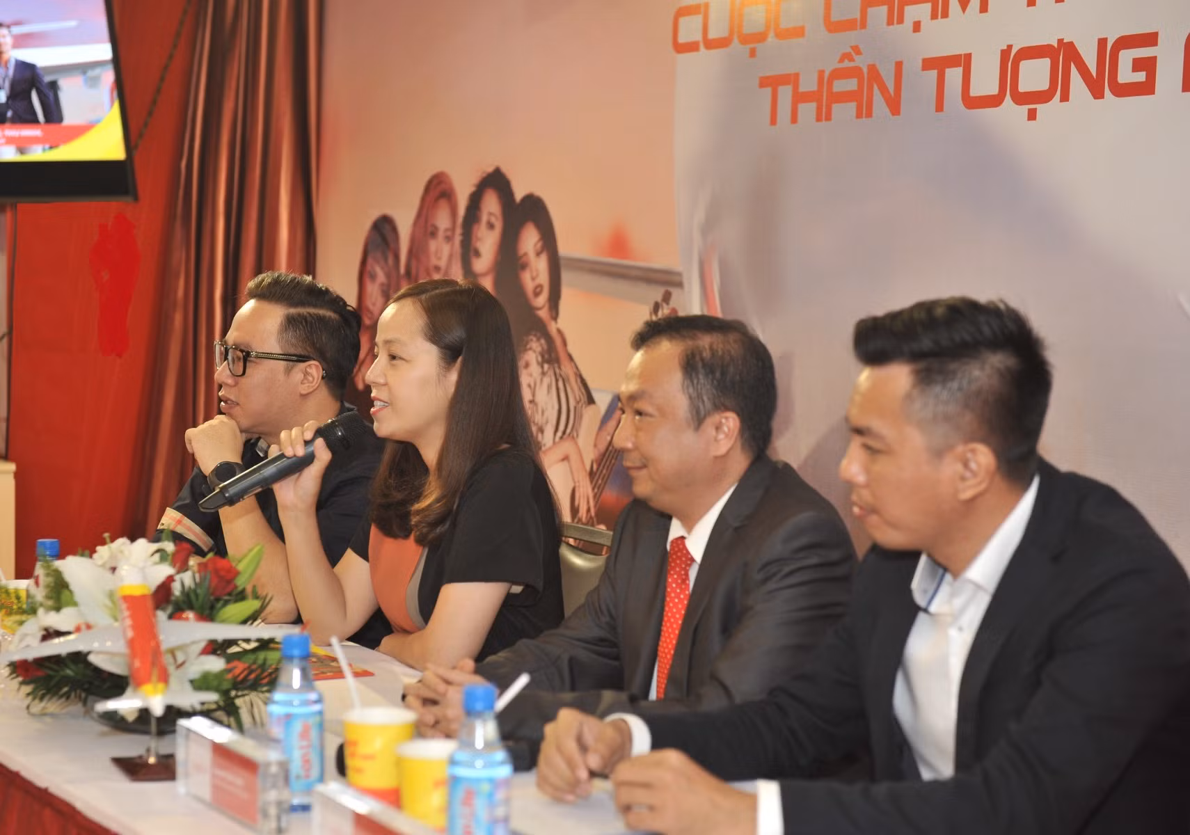  Đêm nhạc “Sky Connection 2016” cùng hai huyền thoại âm nhạc sẽ cùng gặp gỡ tại Việt Nam
