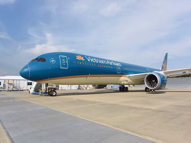 Boeing 787-10 của Vietnam Airlines tại Charleston, bang South Carolina, Mỹ (Ảnh: Boeing).