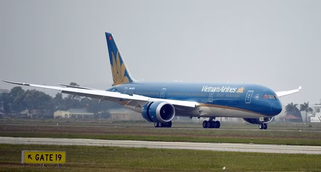Hãng hàng không Vietnam Airlines khẳng định vẫn bán vé đúng theo những gì đã kê khai
