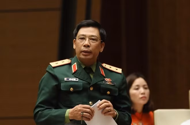 Đại biểu Trần Việt Khoa