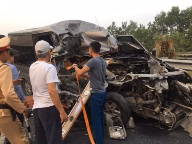 Hiện trường vụ tai nạn. Hiện trường vụ tai nạn.