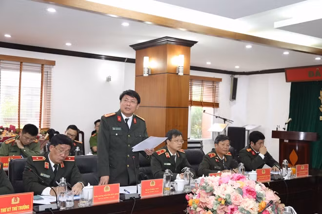 Thành viên đoàn công tác đánh giá thêm một số tình hình