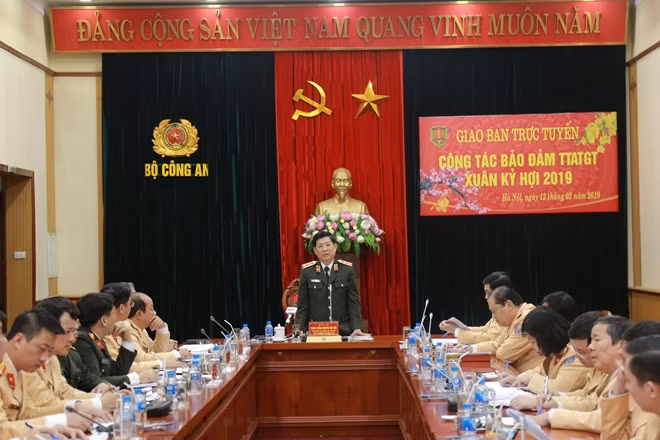Thứ trưởng Nguyễn Văn Sơn phát biểu chỉ đạo công tác đảm bảo TTATGT