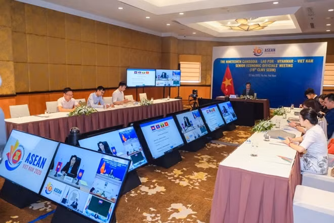 Toàn cảnh hội nghị trực tuyến ngày 22/7