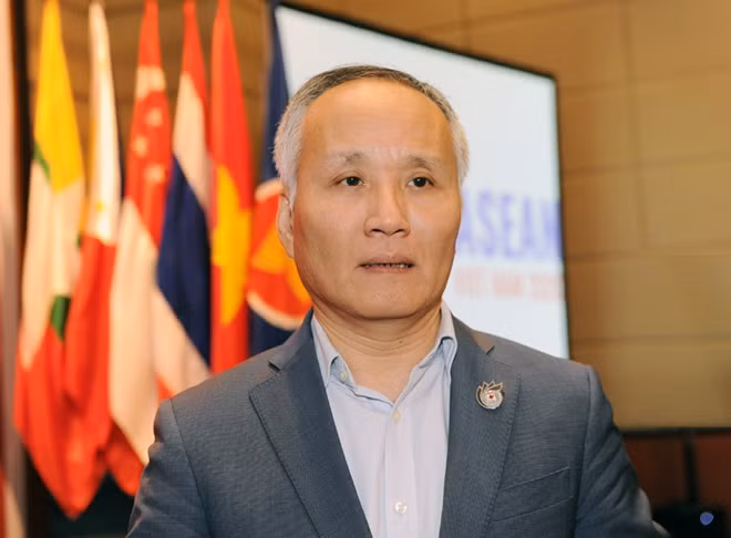 Thứ trưởng Bộ Công thương Trần Quốc Khánh