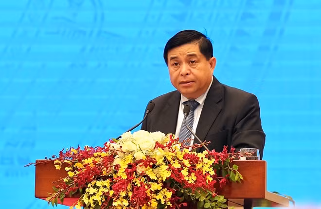 Bộ trưởng Bộ KH&ĐT Nguyễn Chí Dũng: Ngay lúc này chúng ta cần phải có những hành động nhanh và mạnh hơn để hỗ trợ DN chớp lấy thời cơ “vàng”, nhằm phục hồi và phát triển bứt phá, kích thích tăng trưởng.