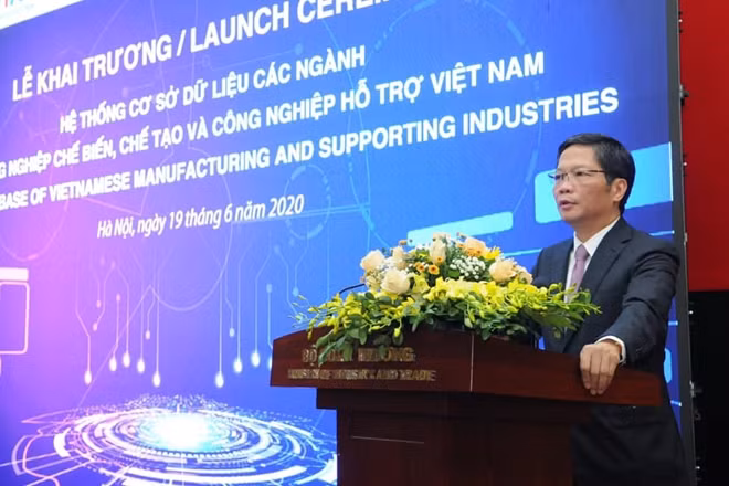 Bộ trưởng Bộ Công thương Trần Tuấn Anh phát biểu tại buổi lễ