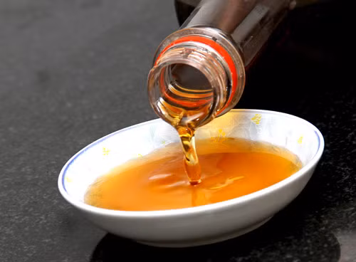 Vinastas bị yêu cầu công khai cải chính thông tin gây hoang mang về nước mắm