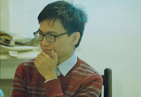 Dịch giả Trần Ngọc Hiếu.
