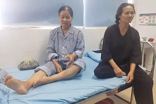 Đình chỉ công tác 15 ngày đối với Phó Vụ trưởng tát hàng xóm ảnh 2
