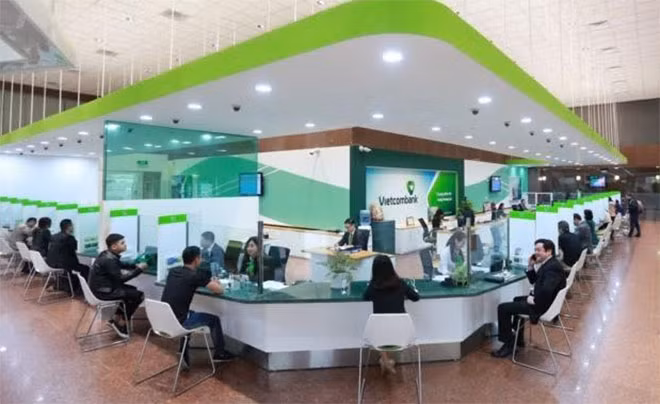 Vietcombank tiếp tục giảm mạnh lãi suất cho vay thuộc nhiều lĩnh vực kể từ ngày 1-8-2019. Vietcombank tiếp tục giảm mạnh lãi suất cho vay thuộc nhiều lĩnh vực kể từ ngày 1-8-2019.