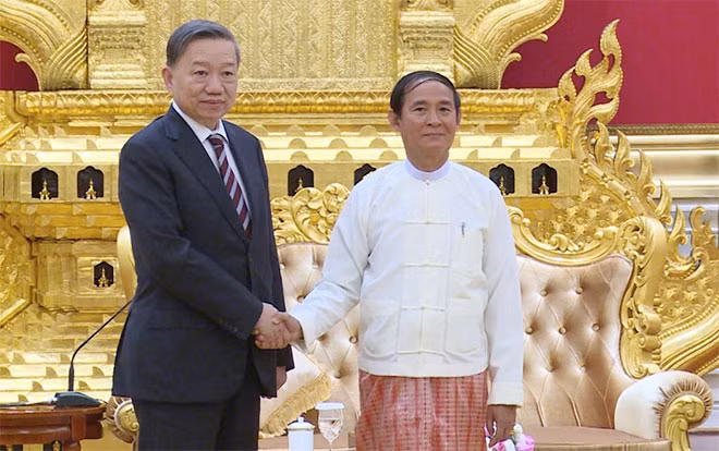 Bộ trưởng Tô Lâm chào xã giao Tổng thống CHLB Myanmar U-Uyn-Min.