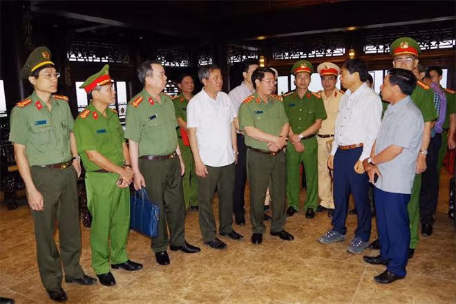 Thứ trưởng Bộ Công an Bùi Văn Nam và Đoàn công tác kiểm tra thực địa tại khu vực tổ chức Đại Lễ Vesak Liên Hợp quốc 2019.