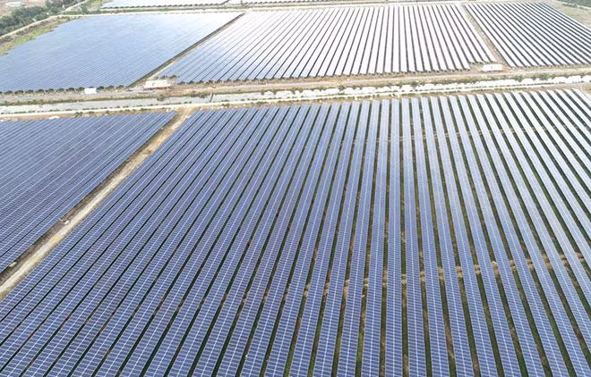 Cánh đồng pin NLMT Sao Mai Solar PV1.