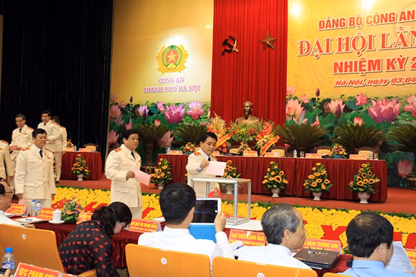 Đại hội bầu Ban chấp hành nhiệm kì 2015-2020.