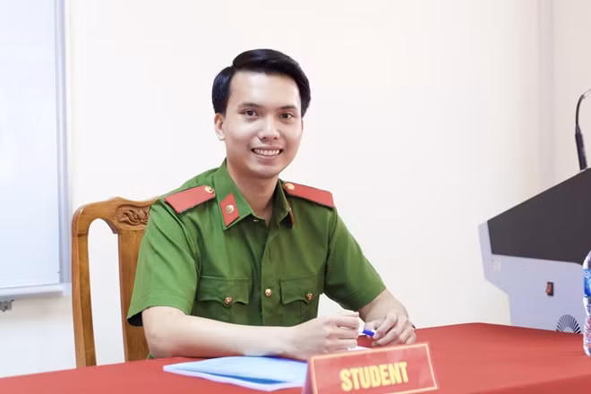 Chân dung chàng Thủ khoa điển trai Nguyễn Hoàng Hải..
