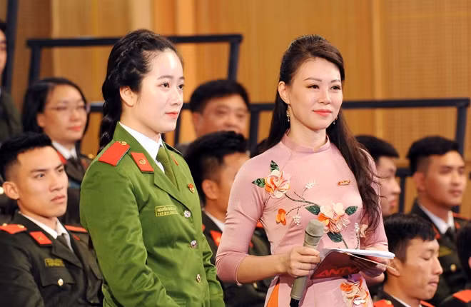 Học viên Nguyễn Nhật Linh chia sẻ về phương pháp để có thành tích học tập xuất sắc.