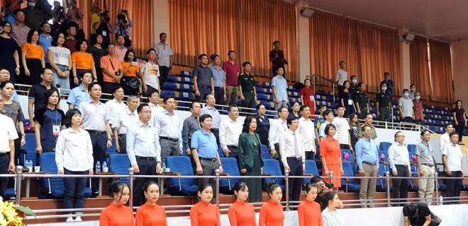 Các đại biểu tham dự Giải Bóng bàn Cúp Hội Nhà báo Việt Nam lần thứ XIV – năm 2020.