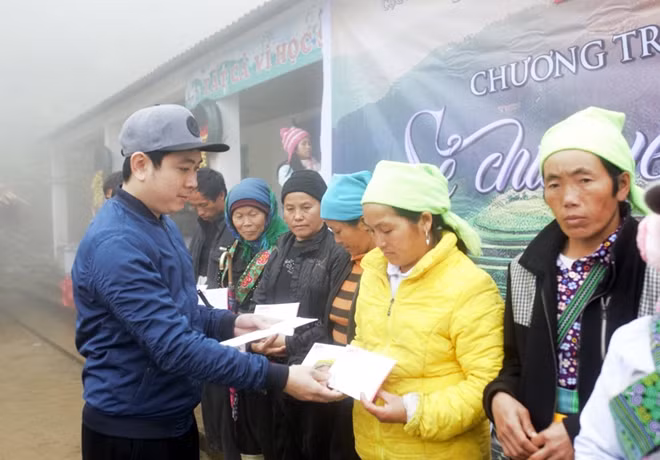 Chắc chắn với những món quà Tết thiết thực, đồng bào sẽ có một cái Tết ấm áp, ý nghĩa hơn.