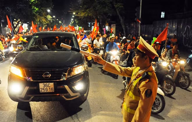 Công tác đảm bảo an ninh trật tự sau trận chung kết lượt đi AFF Suzuki Cup 2018 sẽ được Công an Hà Nội thắt chặt.