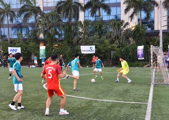 Tận dụng tốt tình huống thuận lợi, đội bóng Báo CAND đã ghi tên mình vào vòng bán kết.