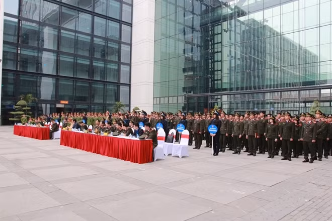 Các đại biểu dự Lễ phát động