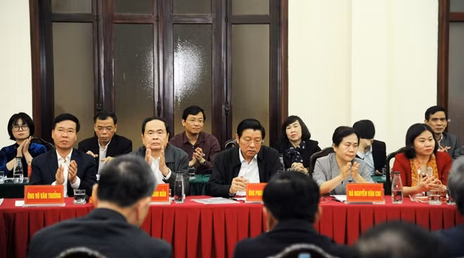 Các đại biểu tham dự Hội nghị.