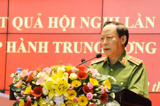 Thứ trưởng Lê Quý Vương thông báo nhanh kết quả Hội nghị lần thứ 6 Ban Chấp hành Trung ương Đảng khóa XII.