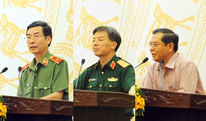 Thiếu tướng Phạm Văn Miên, Tổng Biên tập Báo CAND; Thiếu tướng Phạm Văn Huấn, Tổng Biên tập Báo QĐND và Ông Tô Quang Phán, Tổng Giám đốc, Tổng biên tập Đài Phát thanh và Truyền hình Hà Nội phát biểu tại buổi gặp mặt.
