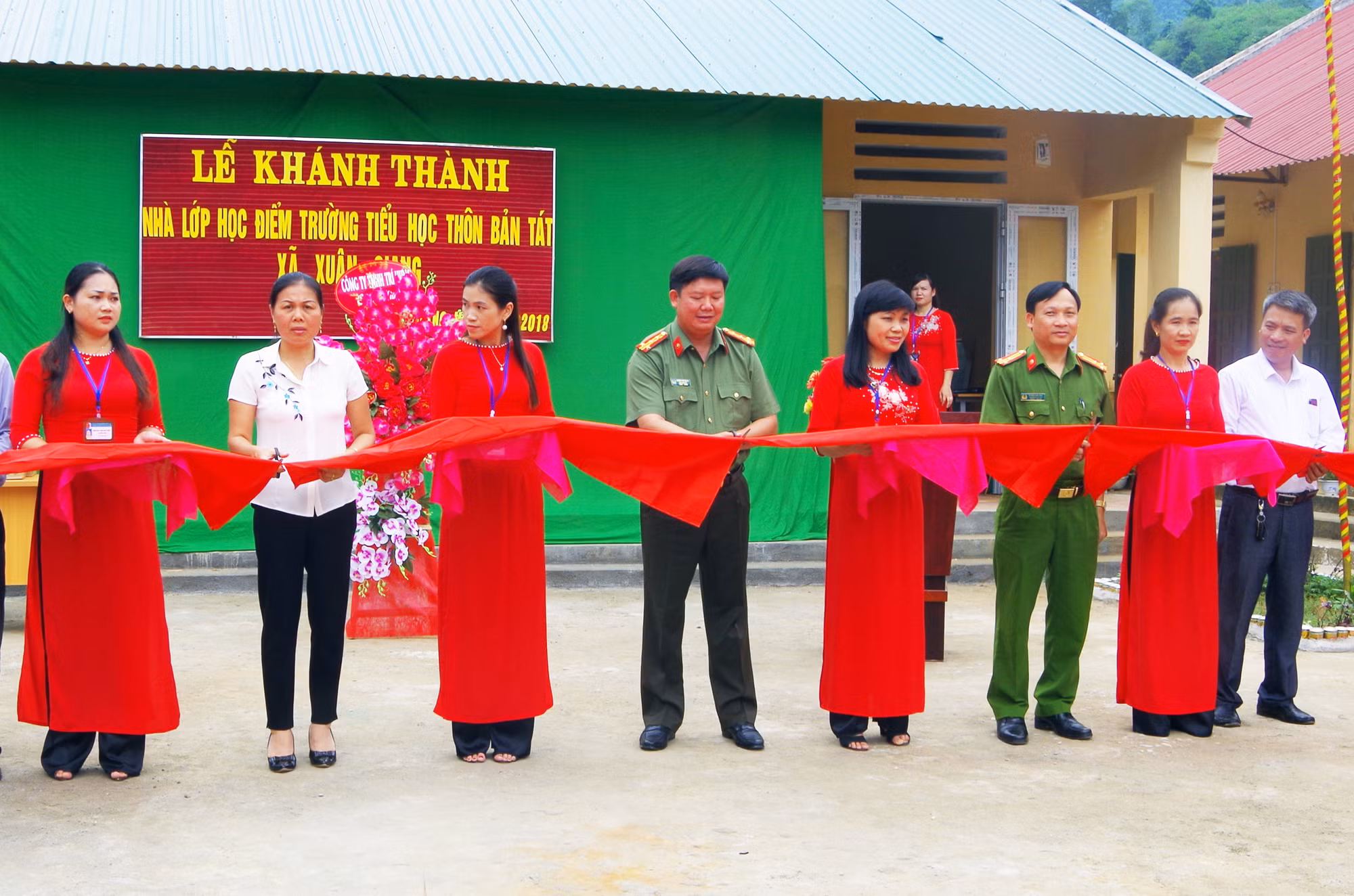 Thắp sáng ước mơ cho các em học sinh vùng cao tỉnh Hà Giang