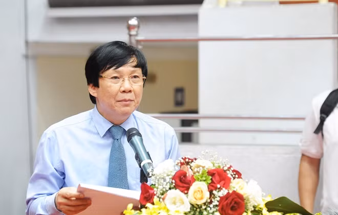 Ông Hồ Quang Lợi, Phó Chủ tịch Thường trực Hội Nhà báo Việt Nam, Trưởng Ban Tổ chức Giải Bóng bàn Cúp Hội Nhà báo Việt Nam phát biểu bế mạc.