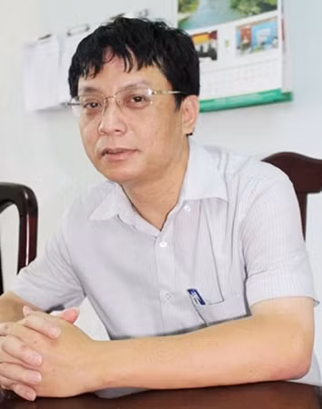Nhà thơ, nhà báo Phạm Khải.