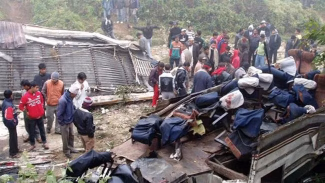 Vụ tai nạn thảm khốc làm 31 tín đồ Hindu giáo Nepal thiệt mạng. Ảnh: Reuters