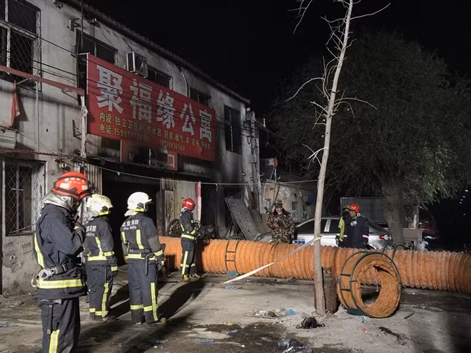 Vụ cháy xảy ra vào lúc 6h15' (Bắc Kinh) tối 18-11. Ảnh: Tân Hoa