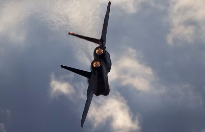 Máy bay Su-34 Không quân Nga thực hiện nhiệm vụ chống khủng bố ở Syria
