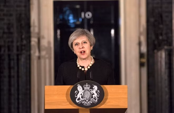 Thủ tướng Anh Theresa May phát biểu sau vụ tấn công khủng bố