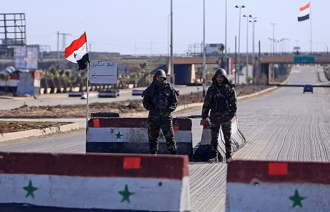 Quân cảnh Nga đã sẵn sàng đẩy lui mọi vụ tấn công khủng bố ở Syria. Ảnh: TASS