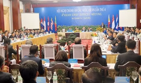 Quang cảnh hội nghị.