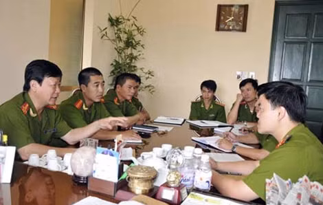 Một cuộc họp án tại Phòng PC47 - Công an tỉnh Phú Thọ.