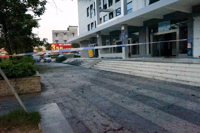 Hiện trường 1 vụ nổ. Ảnh: Reuters.