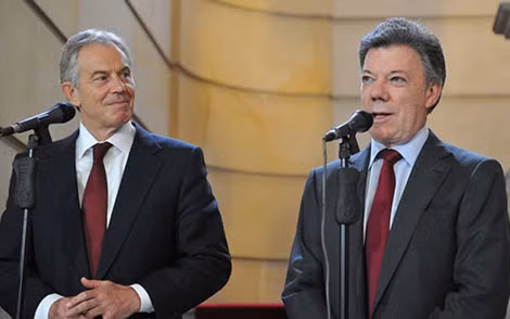 Tony Blair và Tổng thống Colombia Juan Santos.