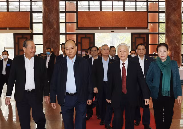 Tổng Bí thư, Chủ tịch nước Nguyễn Phú Trọng, Thủ tướng Nguyễn Xuân Phúc, Chủ tịch Quốc hội Nguyễn Thị Kim Ngân đến dự Hội nghị. (Ảnh: TTXVN)