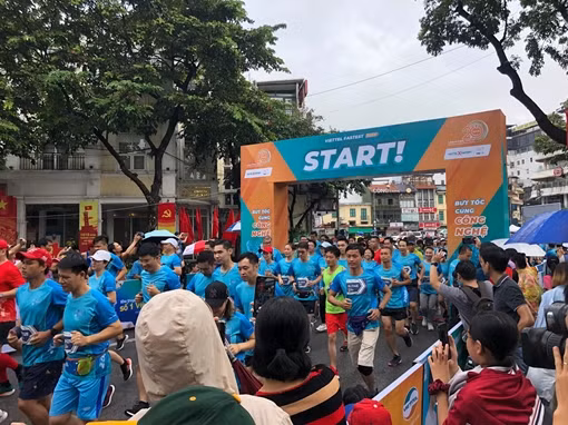 Viettel Fastest 2020: 450 triệu đồng ủng hộ chương trình "Trái tim cho em"